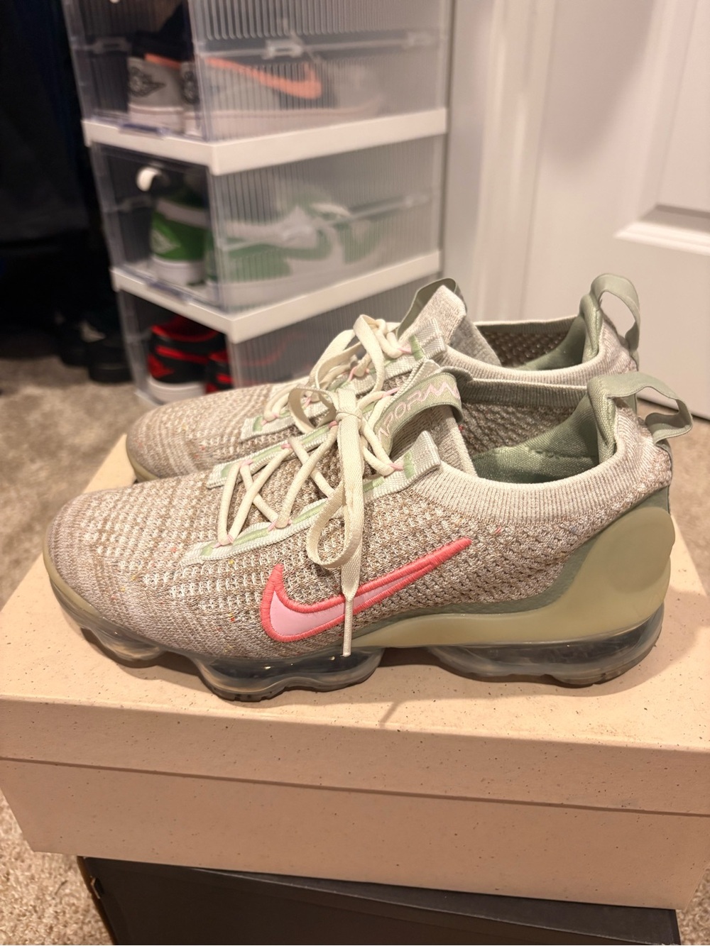 Nike Kids VaporMax Flyknit Sneakers in Pale Green with Pink Swoosh